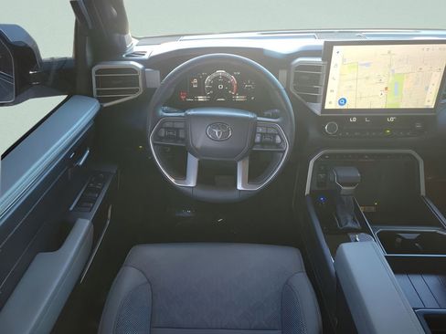Used 2025 Toyota Tundra Limited image 14