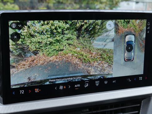 Certified 2025 Ford Explorer ST-Line w/ ST-Line Street Pack image 13