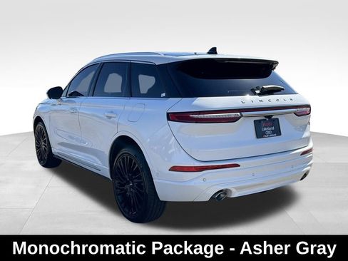 Used 2021 Lincoln Corsair Reserve image 3