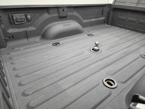 Used 2024 RAM 3500 Big Horn w/ Night Edition image 5