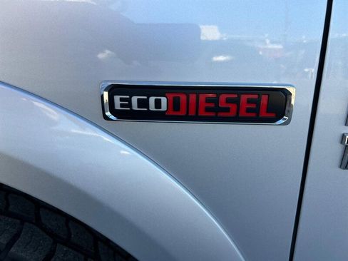 Used 2018 RAM 1500 Laramie w/ Convenience Group image 18