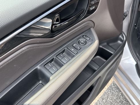 Certified 2024 Honda Odyssey Touring image 15