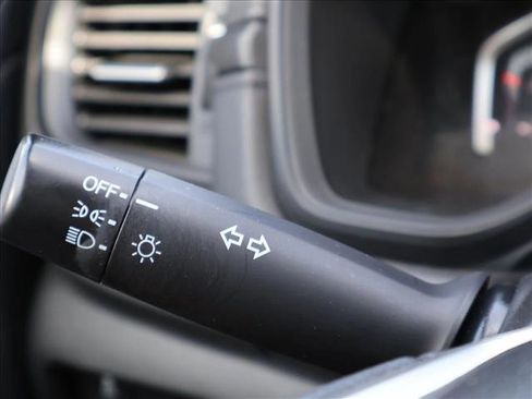 Used 2018 Honda CR-V LX image 14