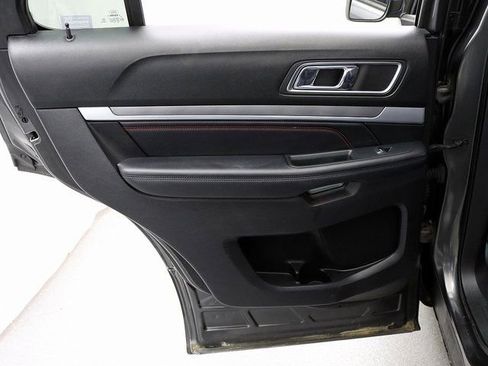 Used 2018 Ford Explorer Sport w/ Equipment Group 401A image 28