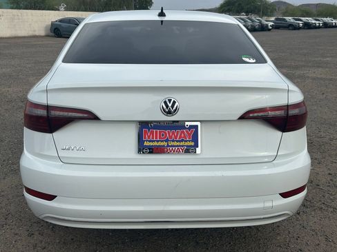 Used 2021 Volkswagen Jetta SE FWD image 6