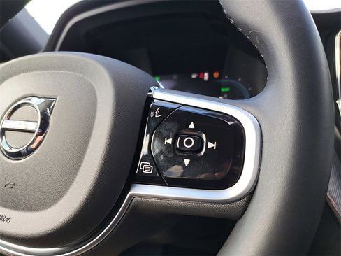 Used 2024 Volvo XC60 T8 Polestar image 17