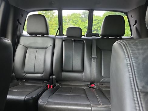Used 2014 Ford F150 Lariat w/ Equipment Group 502A Luxury AWD/4WD image 39