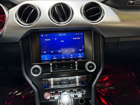 Used 2020 Ford Mustang Premium image 18