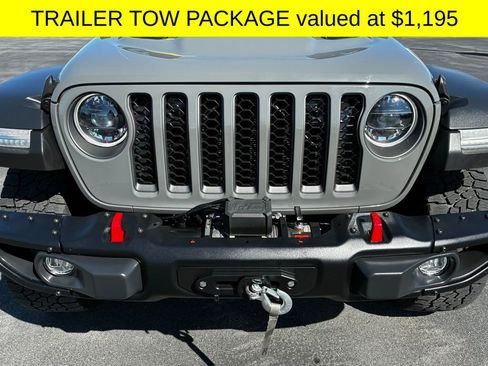 Used 2023 Jeep Gladiator Rubicon w/ LED Lighting Group AWD/4WD image 11