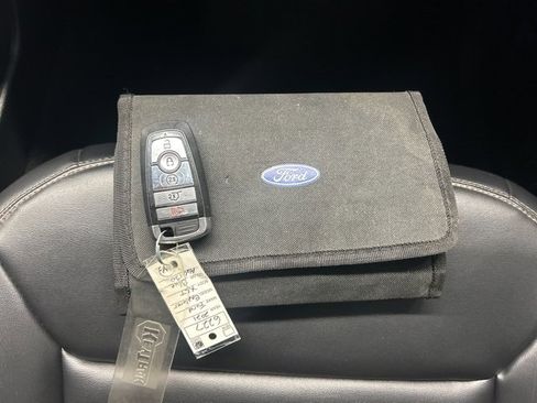 Used 2021 Ford Explorer XLT w/ Equipment Group 202A image 28