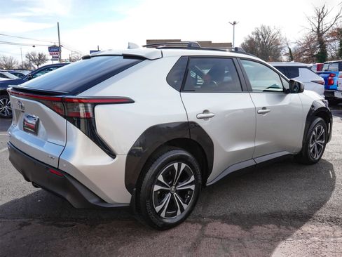 Used 2025 Toyota bZ4X AWD image 5