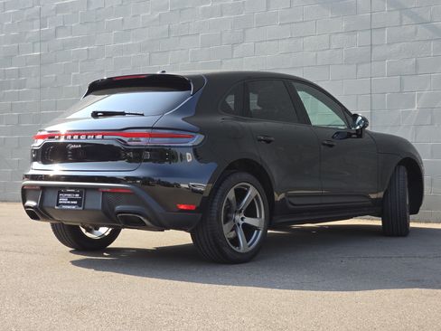 Certified 2023 Porsche Macan AWD/4WD image 14