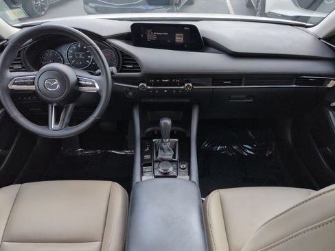 Used 2020 MAZDA MAZDA3 Sedan w/ Preferred Package FWD image 14