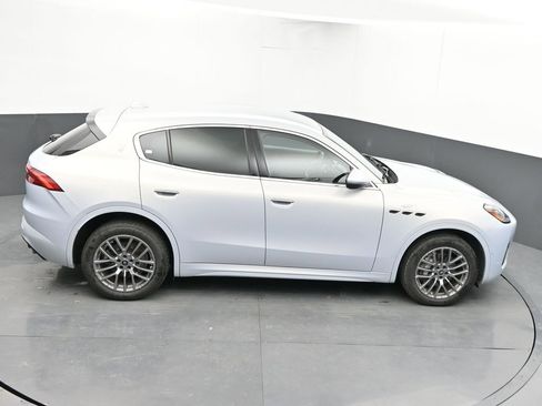 Used 2024 Maserati Grecale GT image 41