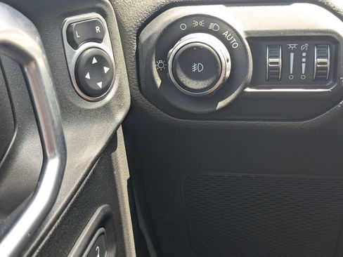 Used 2021 Jeep Wrangler Unlimited Rubicon AWD/4WD image 34