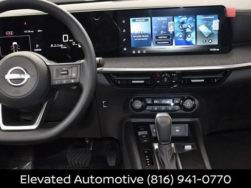 Certified 2026 Nissan Kicks SV w/ SV Premium Package AWD/4WD image 13