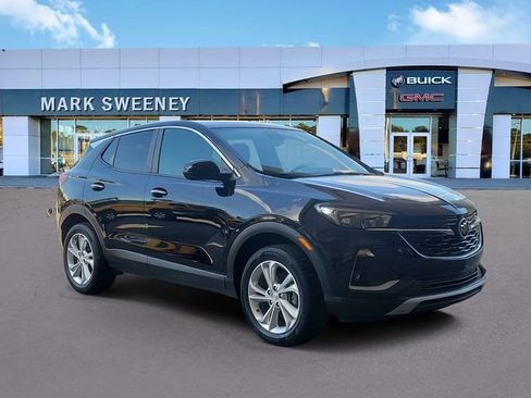 Used 2023 Buick Encore GX Preferred w/ Cold Weather Comfort Package AWD/4WD image 3