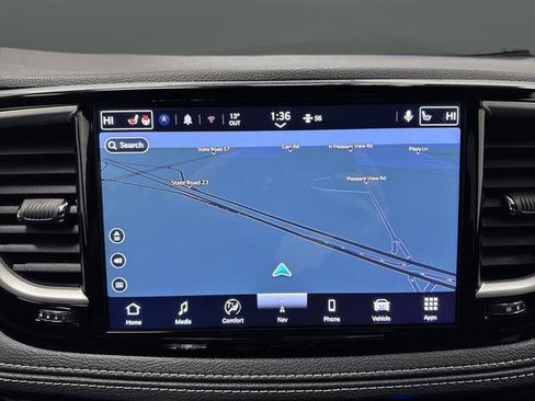 New 2026 Chrysler Pacifica Select image 9