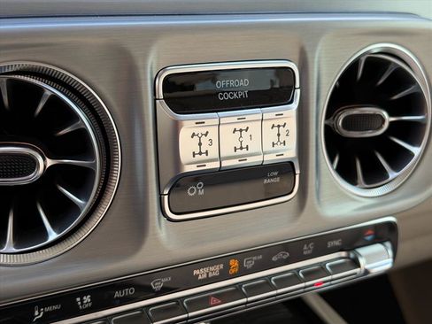 Certified 2025 Mercedes-Benz G 550 image 23