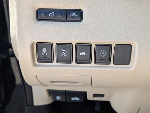 Used 2021 Nissan Murano Platinum w/ Cargo Package image 12