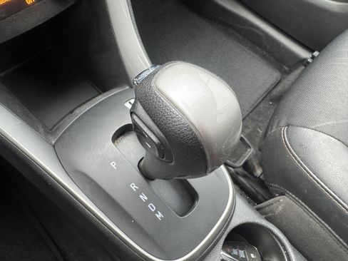 Used 2018 Chevrolet Trax LT w/ LT Convenience Package image 27