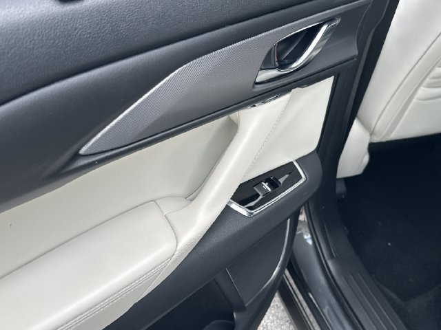 Used 2023 MAZDA CX-9 Signature AWD/4WD image 13