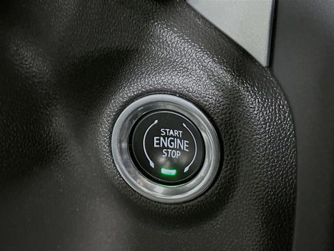 Used 2020 Chevrolet Silverado 1500 LT Trail Boss image 20