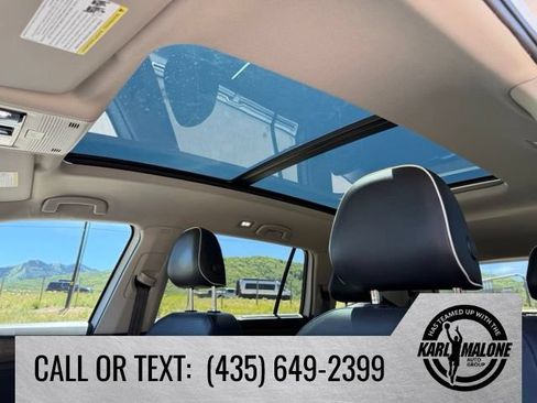 Used 2024 Volkswagen Atlas SEL Premium R-Line AWD/4WD image 23