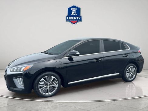 Used 2022 Hyundai Ioniq SEL FWD image 4