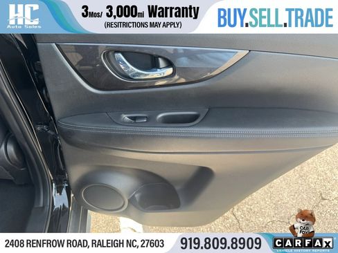 Used 2018 Nissan Rogue SV w/ Sun & Sound Touring Package AWD/4WD image 18