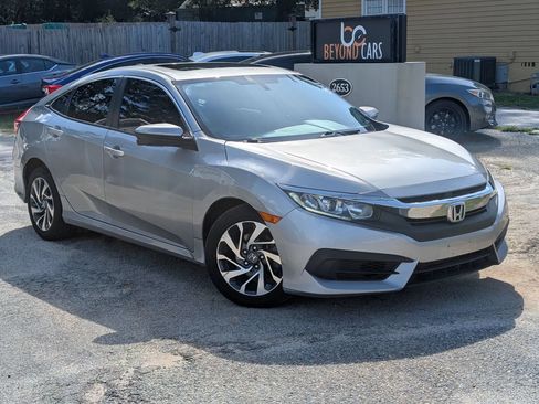 Used 2018 Honda Civic EX image 1