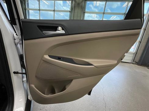 Used 2021 Hyundai Tucson SEL w/ Cargo Package image 23