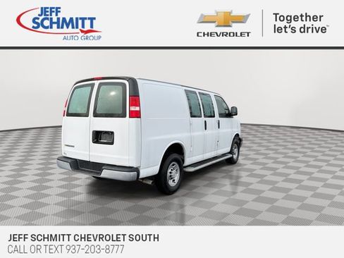 Used 2024 Chevrolet Express 2500 w/ Driver Convenience Package image 10
