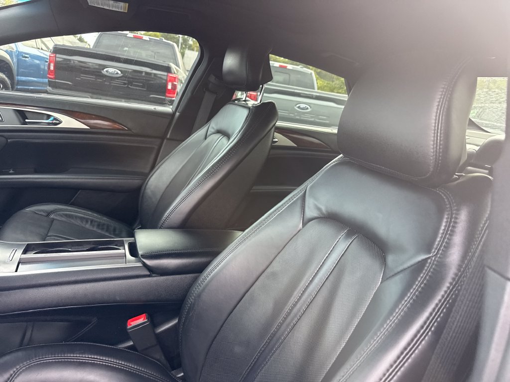 Used 2018 Lincoln MKZ Reserve w/ Magnetic Appearance Package FWD image 14