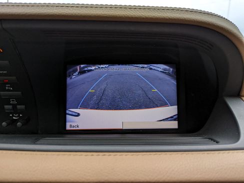 Used 2013 Mercedes-Benz CL 550 4MATIC image 23