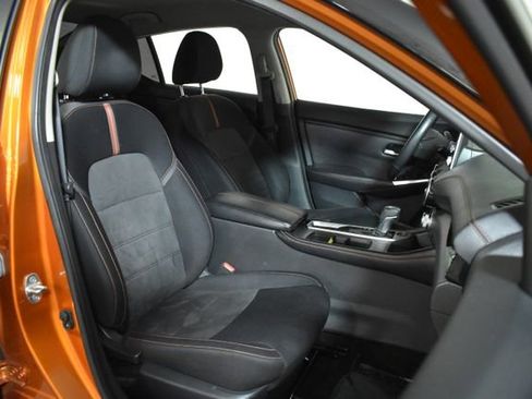 Used 2021 Nissan Sentra SR FWD image 32