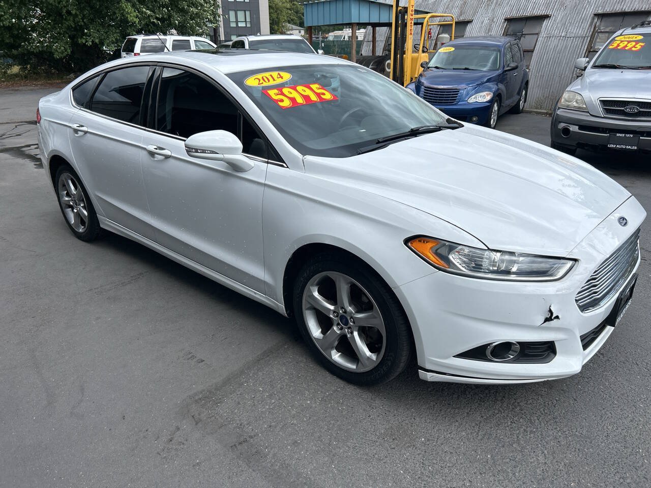 Used 2014 Ford Fusion SE FWD image 5