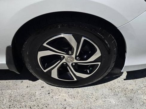 Used 2016 Honda Accord LX image 12