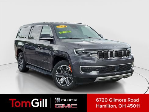 Used 2024 Jeep Wagoneer L Series II w/ Flexible Seating Group AWD/4WD image 1