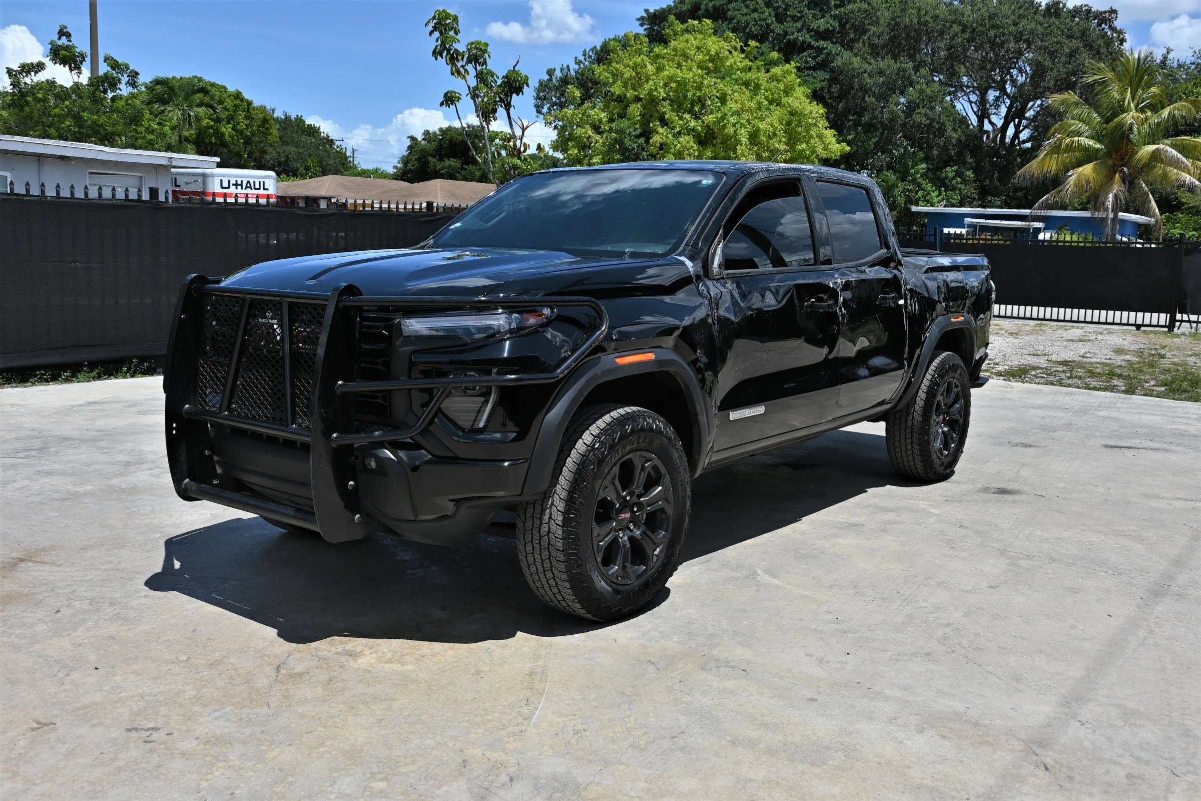 Used 2024 GMC Canyon Elevation w/ Elevation Premium Package RWD image 1