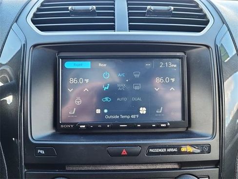 Used 2016 Ford Explorer XLT w/ Equipment Group 202A image 24