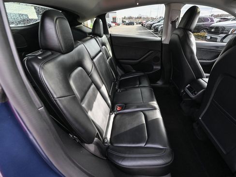 Used 2022 Tesla Model Y Performance image 29