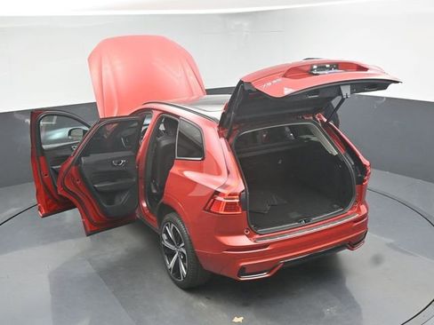 Used 2023 Volvo XC60 B5 Ultimate w/ Climate Package image 50