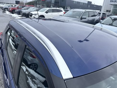 Used 2018 Nissan Kicks SV image 7