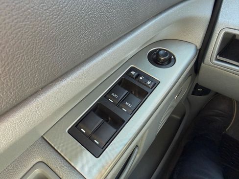 Used 2007 Jeep Grand Cherokee Laredo AWD/4WD image 29