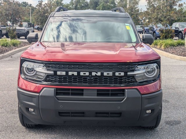 Certified 2025 Ford Bronco Sport Outer Banks w/ Outer Banks Tech Package+ AWD/4WD image 9