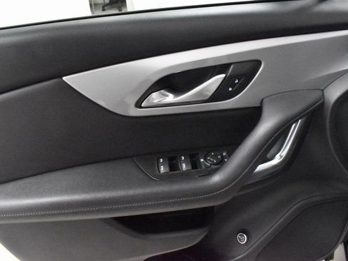 Used 2022 Chevrolet Blazer LT image 19