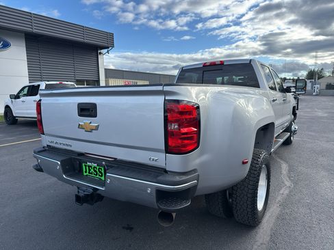 Used 2017 Chevrolet Silverado 3500 LTZ w/ Duramax Plus Package image 7