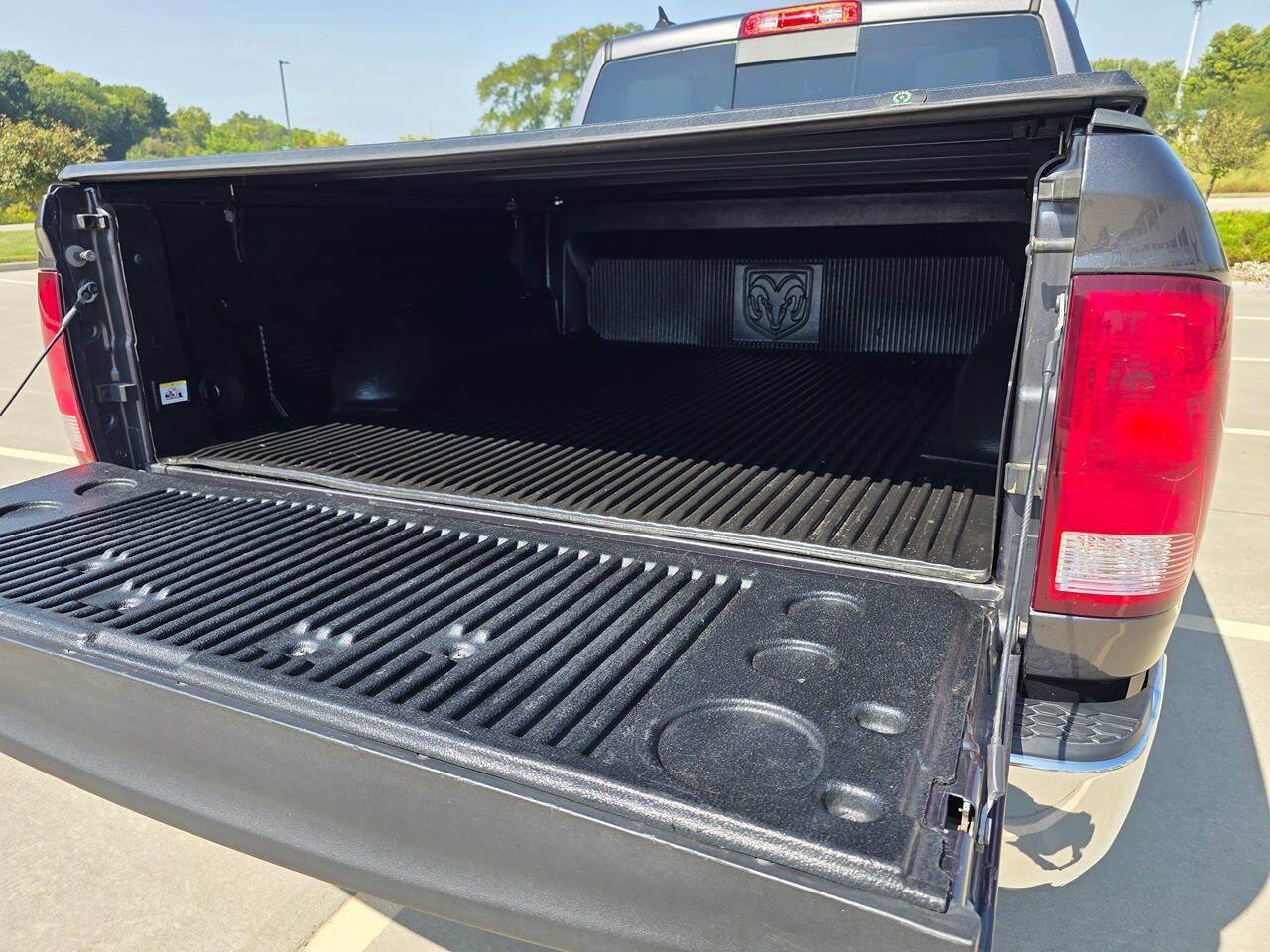 Used 2018 RAM 1500 Big Horn AWD/4WD image 9