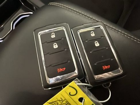 Used 2023 Jeep Grand Cherokee L Laredo AWD/4WD image 20